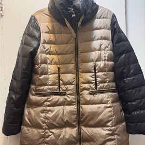 Women's Black and Tan Puffer Jacket